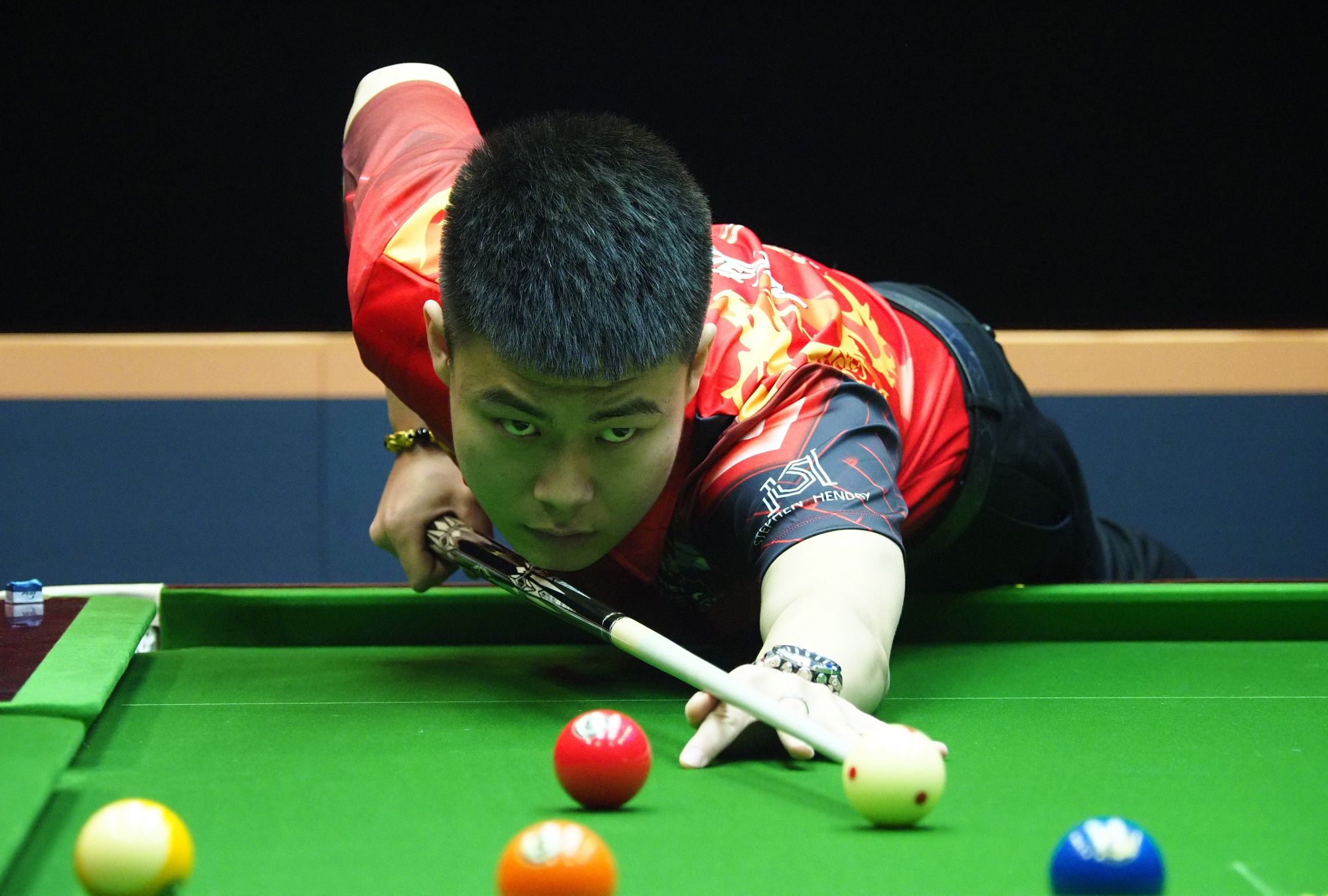 五年五冠达成！党毅飞，不愧为第一人，大胜后生，2：1人气赛夺冠.