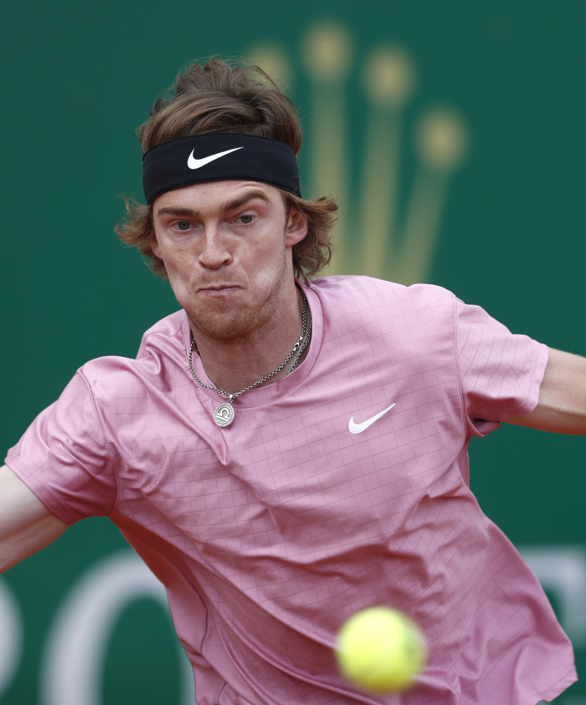 新疆队是否 新疆队是否