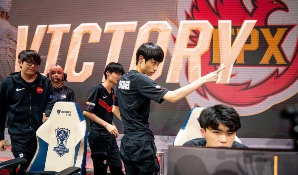 并分析其影 并分析其影